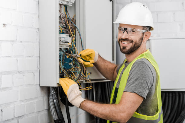 Best Circuit Breaker Repair  in Ash Flat, AR